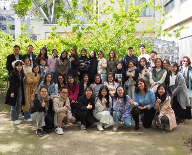 Vietnamese students photographed on the Sorbonne Business School biopark campus
